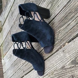Black suede peep toe Tahari bootie size 8
